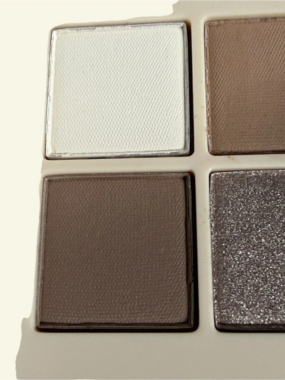 Dibs neutral eyeshadow
